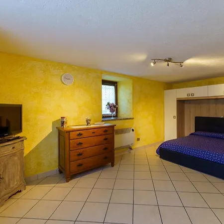 Apartman Da Neri Ad Uso Turistico -vda-charvensod-n0047 *