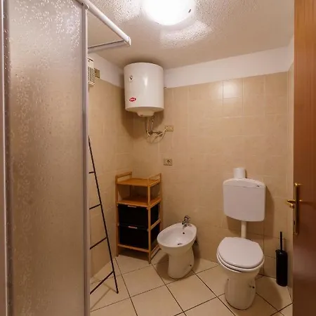 Da Neri Ad Uso Turistico -vda-charvensod-n0047 *